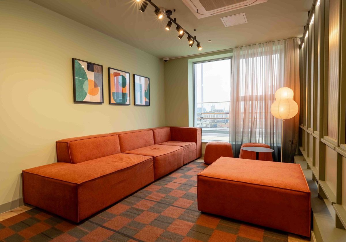 Hall iQ Paris Gardens - 4