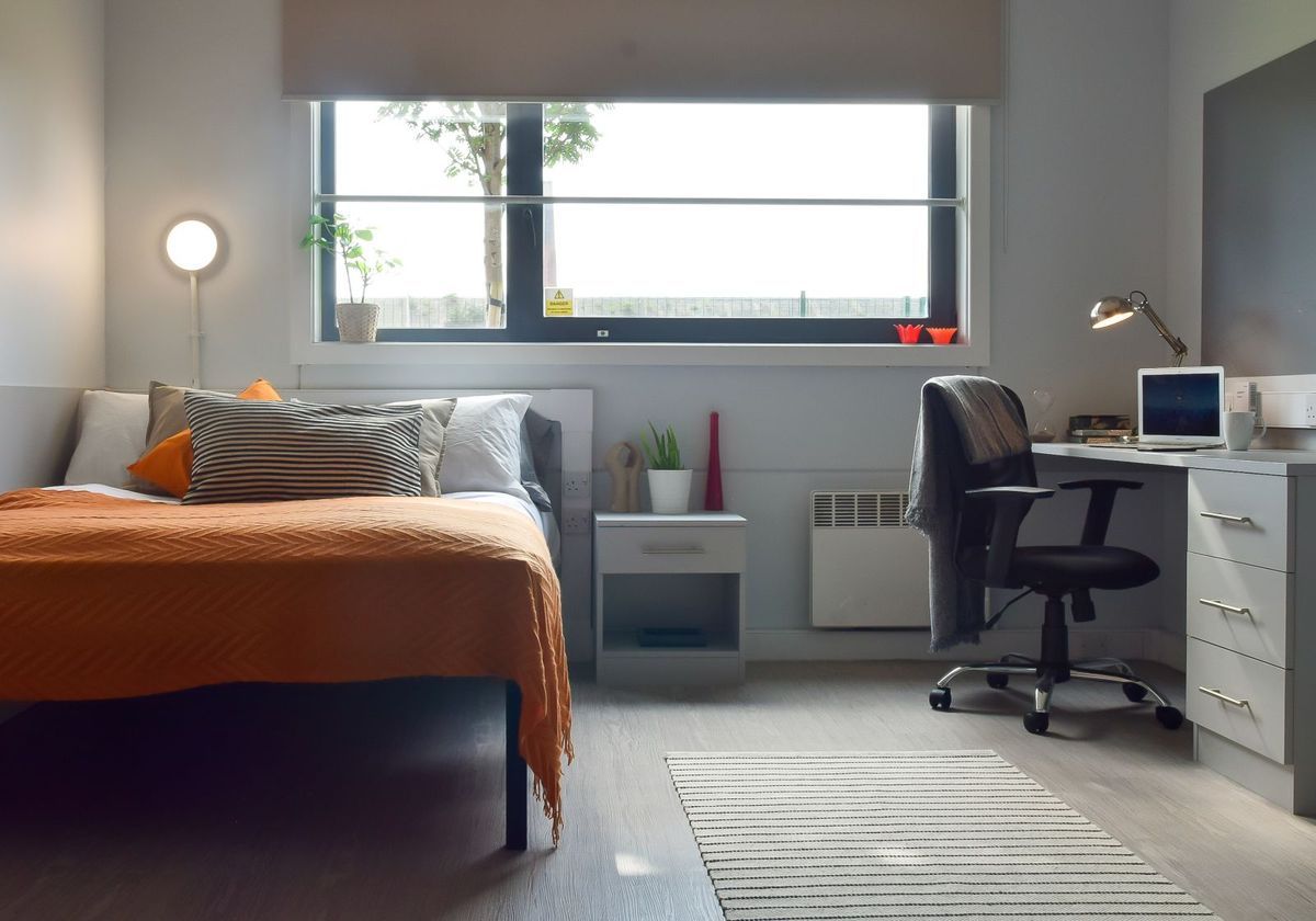 Hall - iQ Parker House - 9