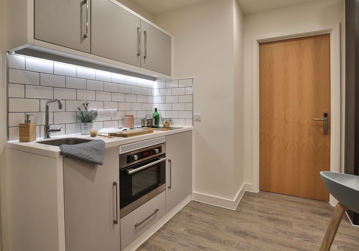 Hall - iQ Shoreditch - 8