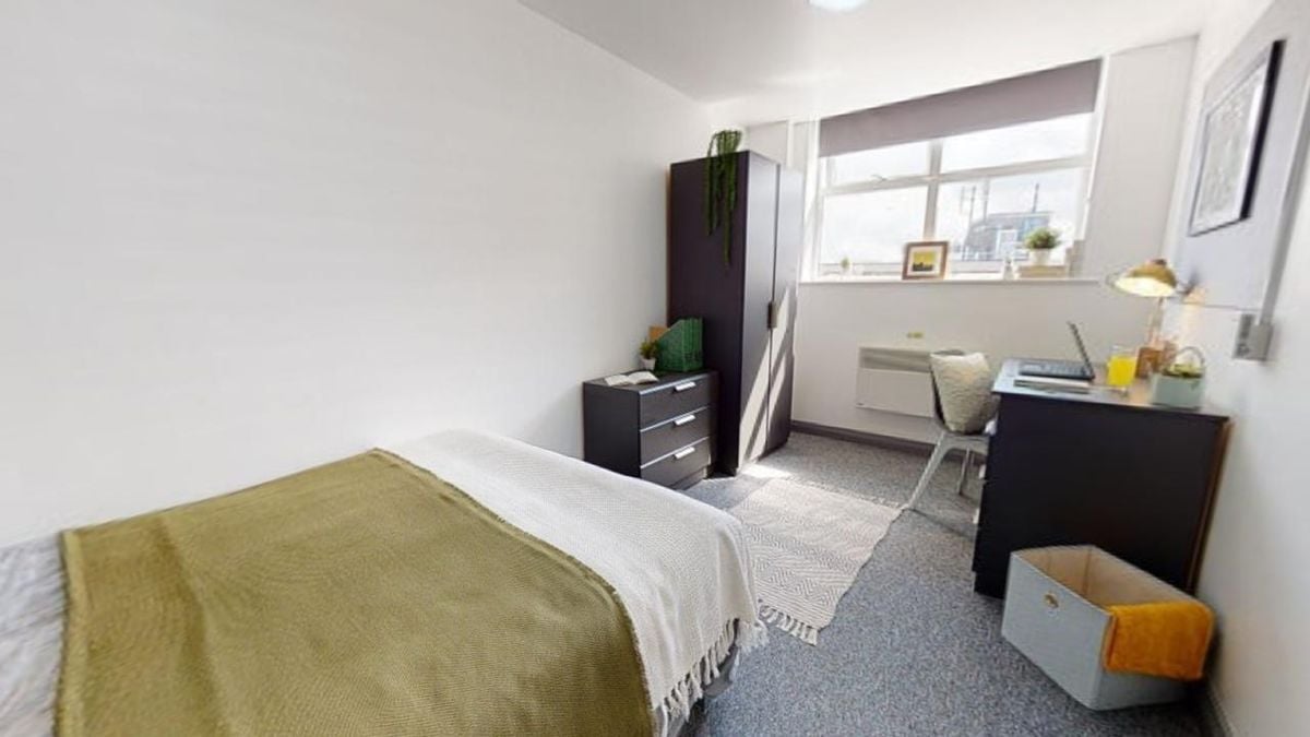 Hall iQ Stephenson House - 5