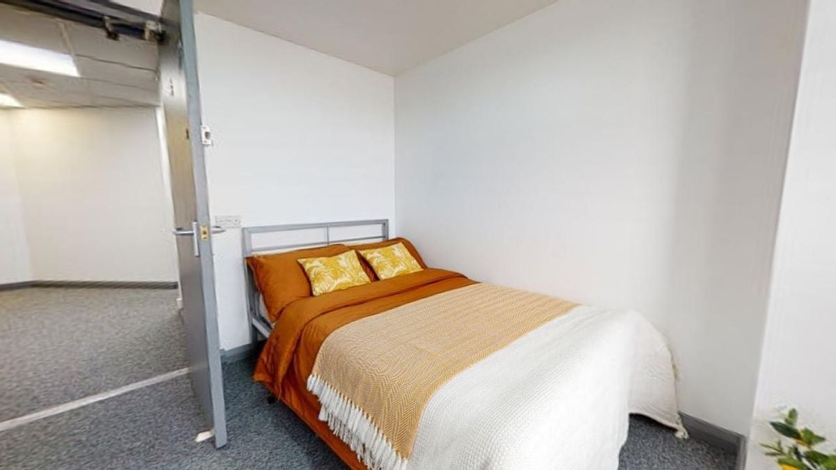 Hall iQ Stephenson House - 6