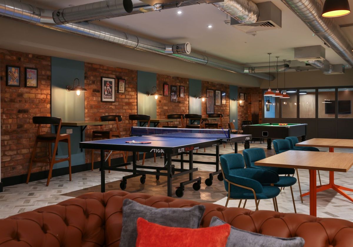 Hall iQ Studios 51 - 9