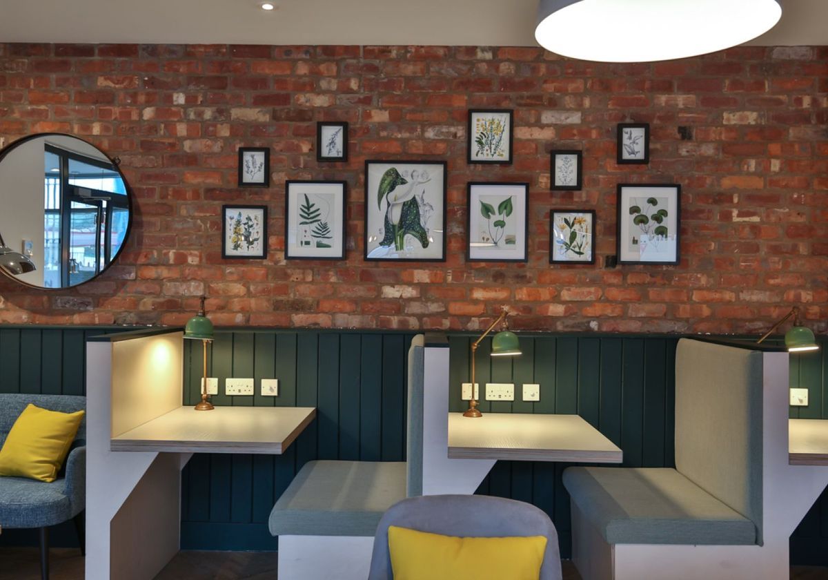 Hall iQ Studios 51 - 8