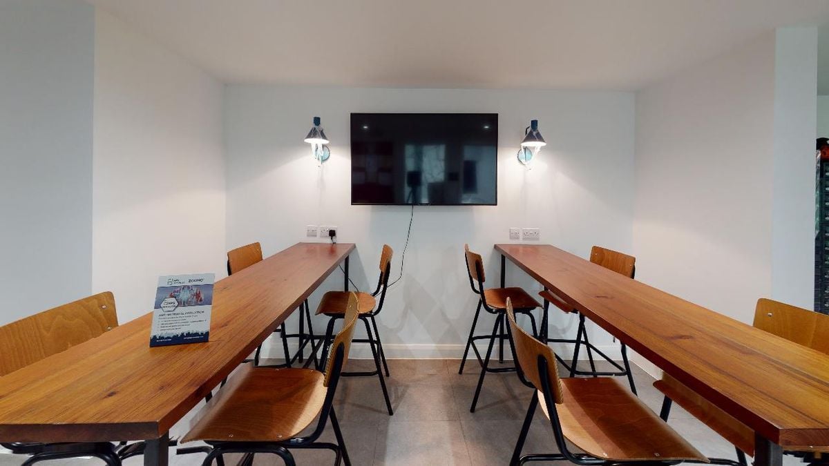 Hall iQ The Brickworks - 0