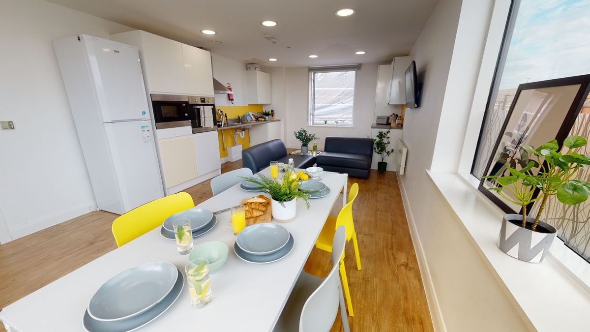 Hall iQ The Brickworks - 3