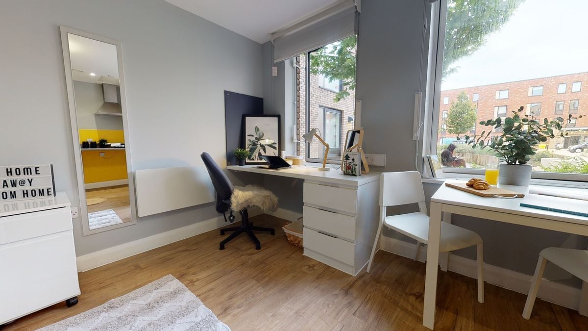 Hall iQ The Brickworks - 4