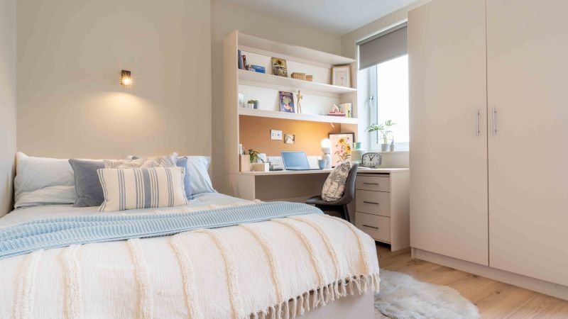 Hall - iQ The Pad - 2