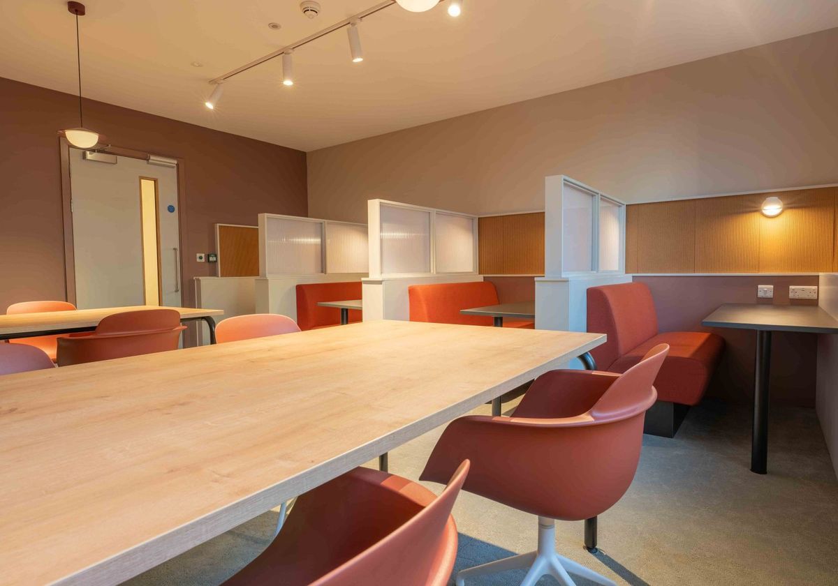 Hall - iQ Water Lane House - 0