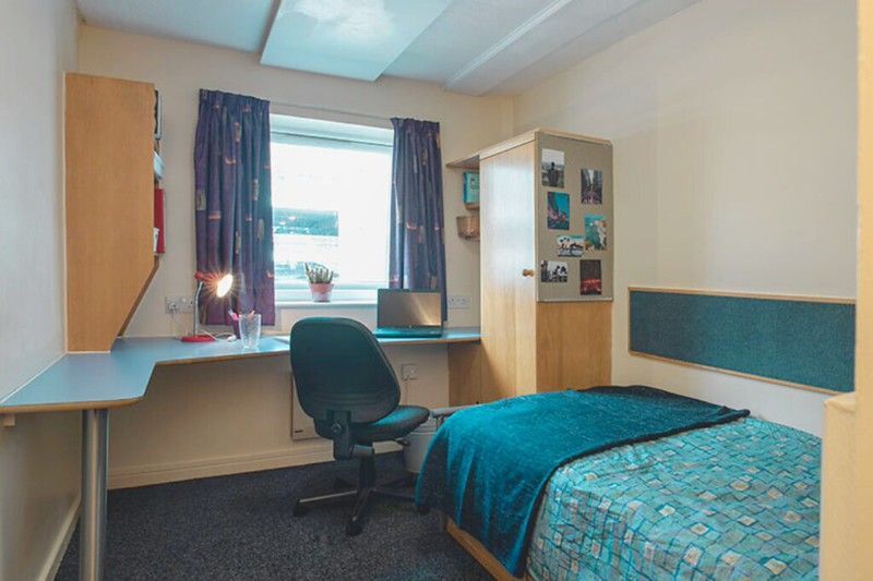 Hall - iQ Weston Hall - 3