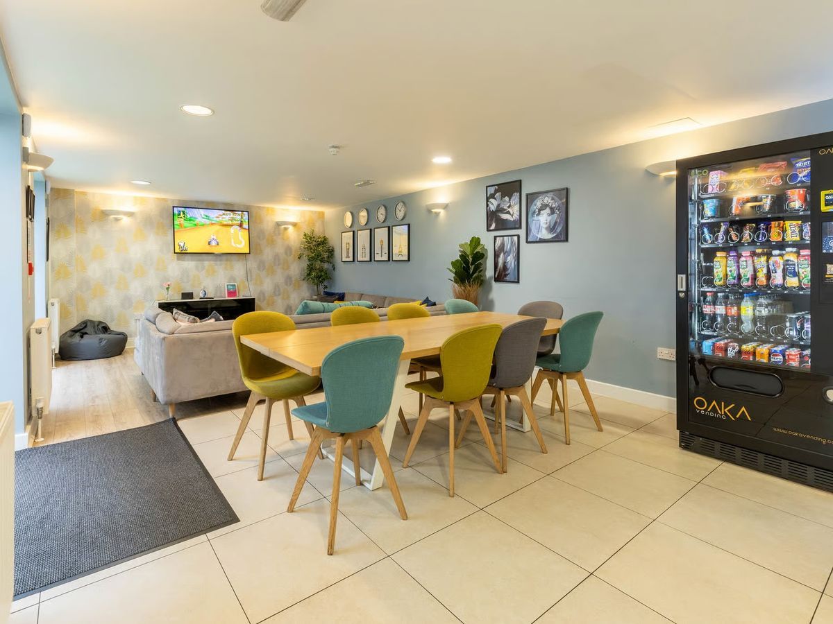 Hall Iron Bridge Studios - 7