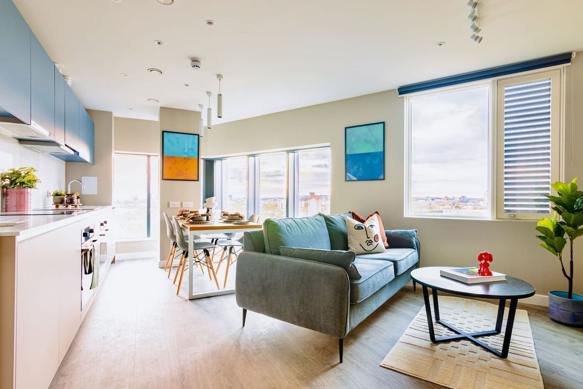 Hall - Ironworks House - 3