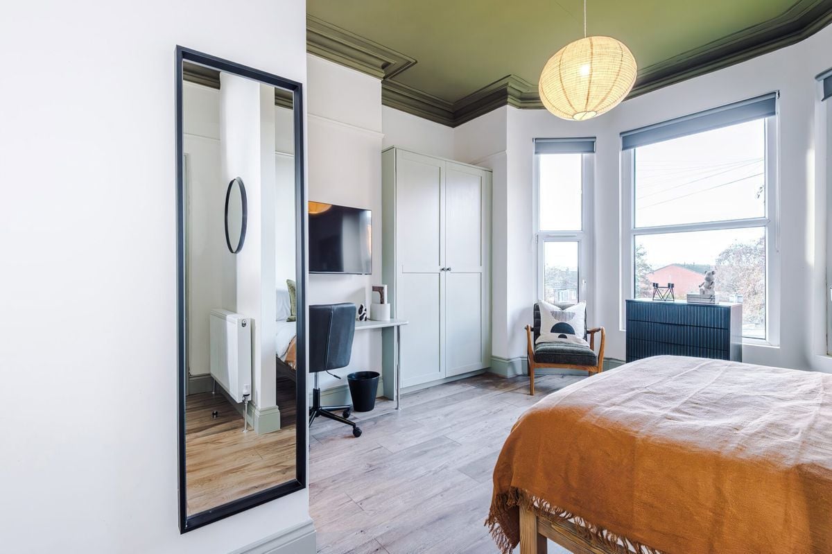 Hall Leazes Parade - 1