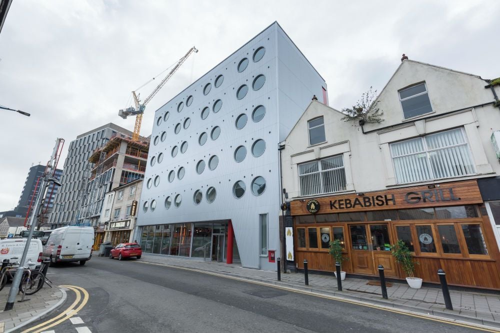 Livin, Cardiff Reviews by Students