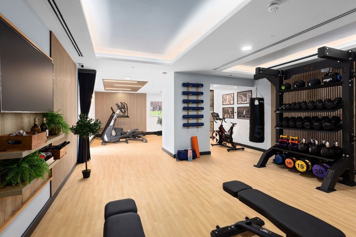 Hall - London Road Apartments - 2