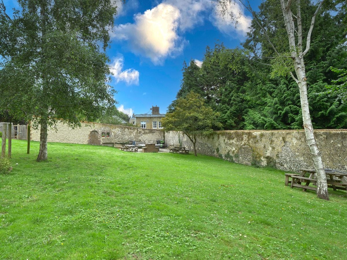 Hall - Moulsecoomb Place - 7