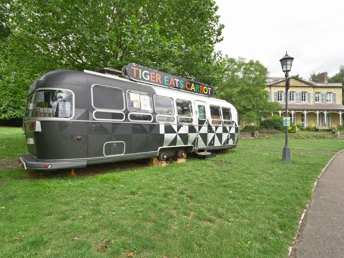 Hall - Moulsecoomb Place - 6