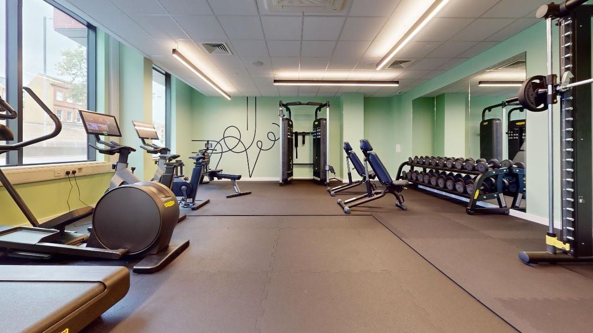 Hall - Nelson Court - 5