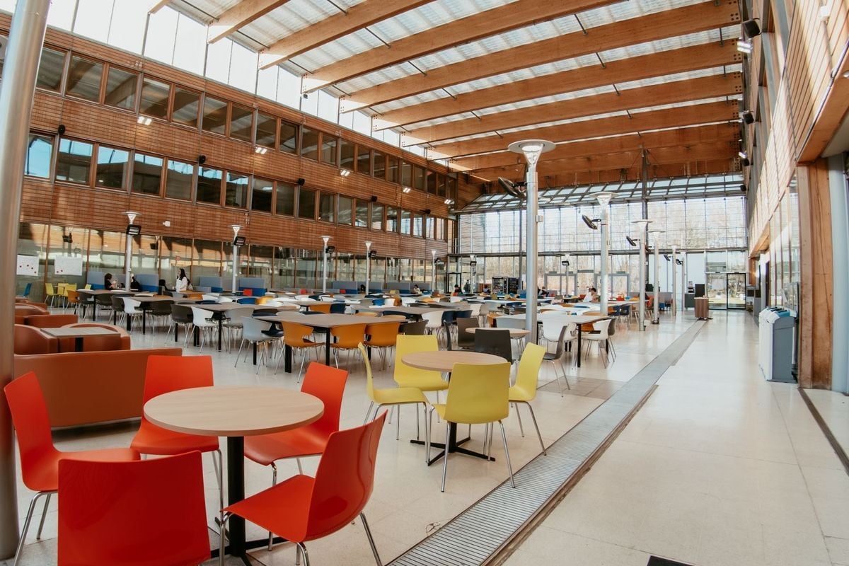 Hall - Newark Hall - 1