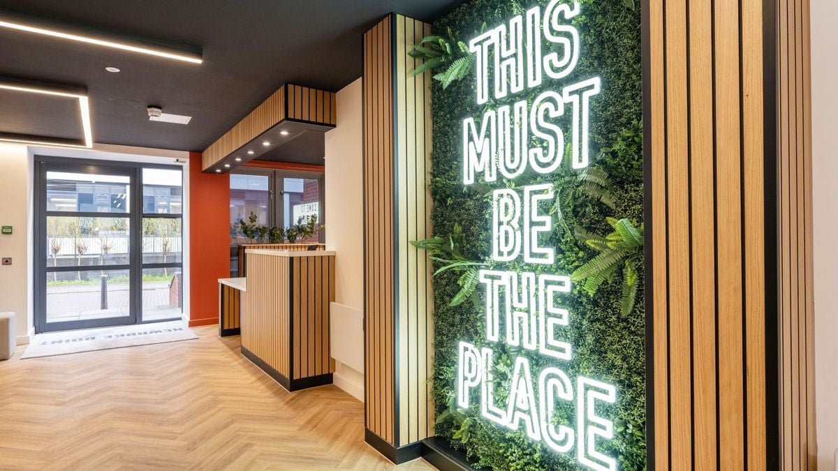 Hall- Newarke Point - 0