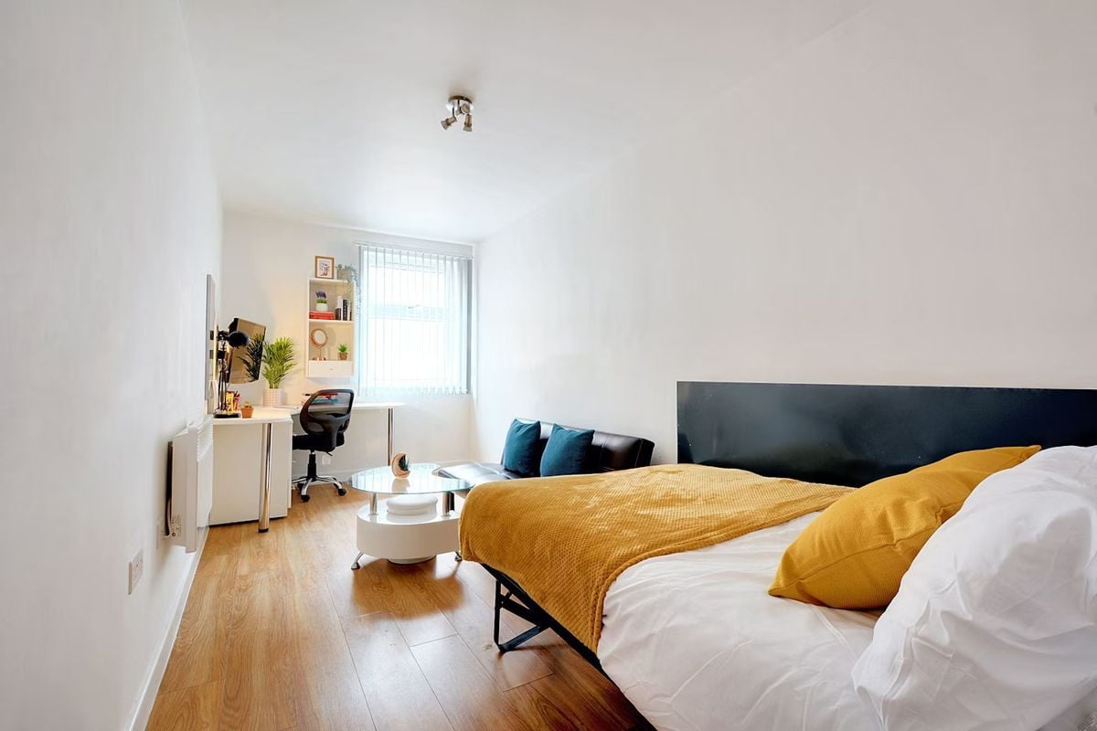 Hall Newarke Street, Leicester - 1