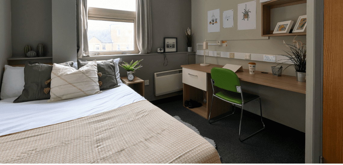 Hall - Northernhay House - 6