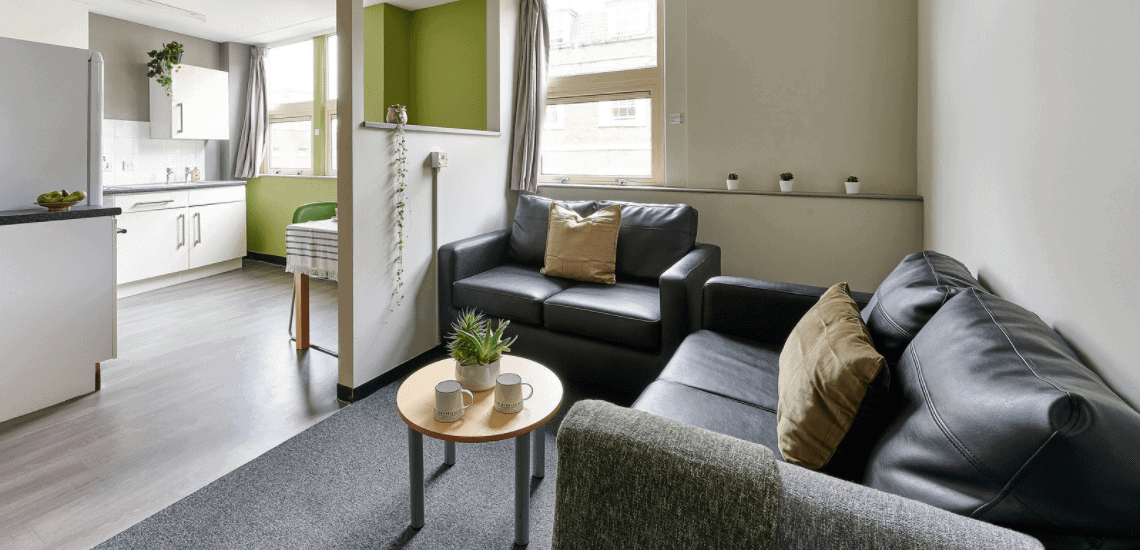 Hall - Northernhay House - 7