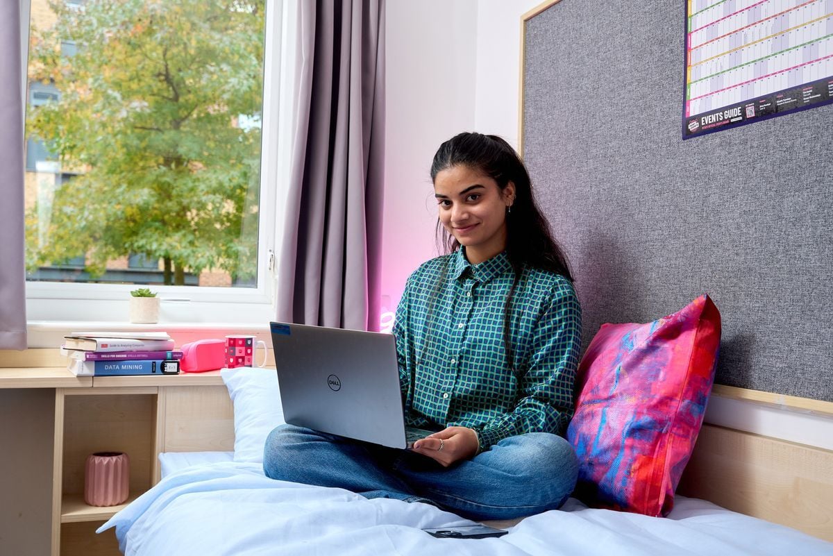 Nottingham Trent University NTU) - 4