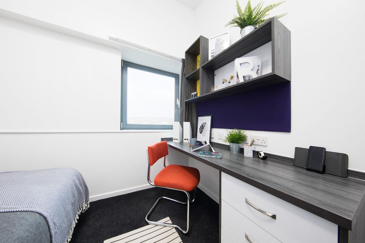 Orion Point Southampton 60 Verified student reviews