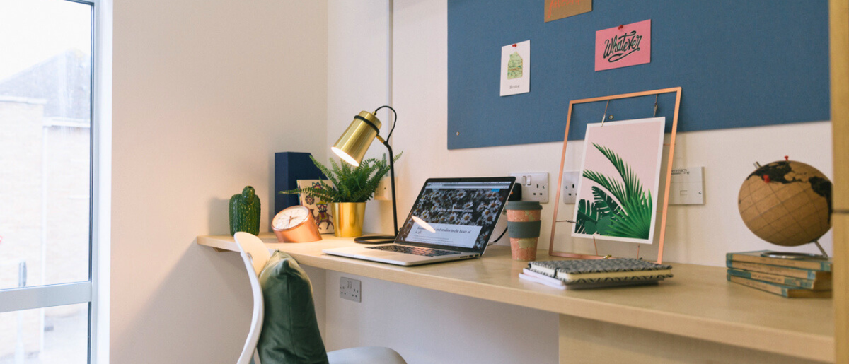 Hall - Pavilion Court - 7