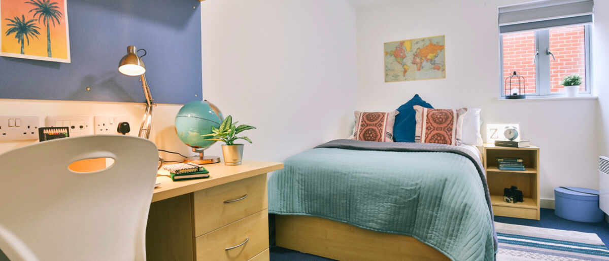 Hall - Pavilion Court - 6