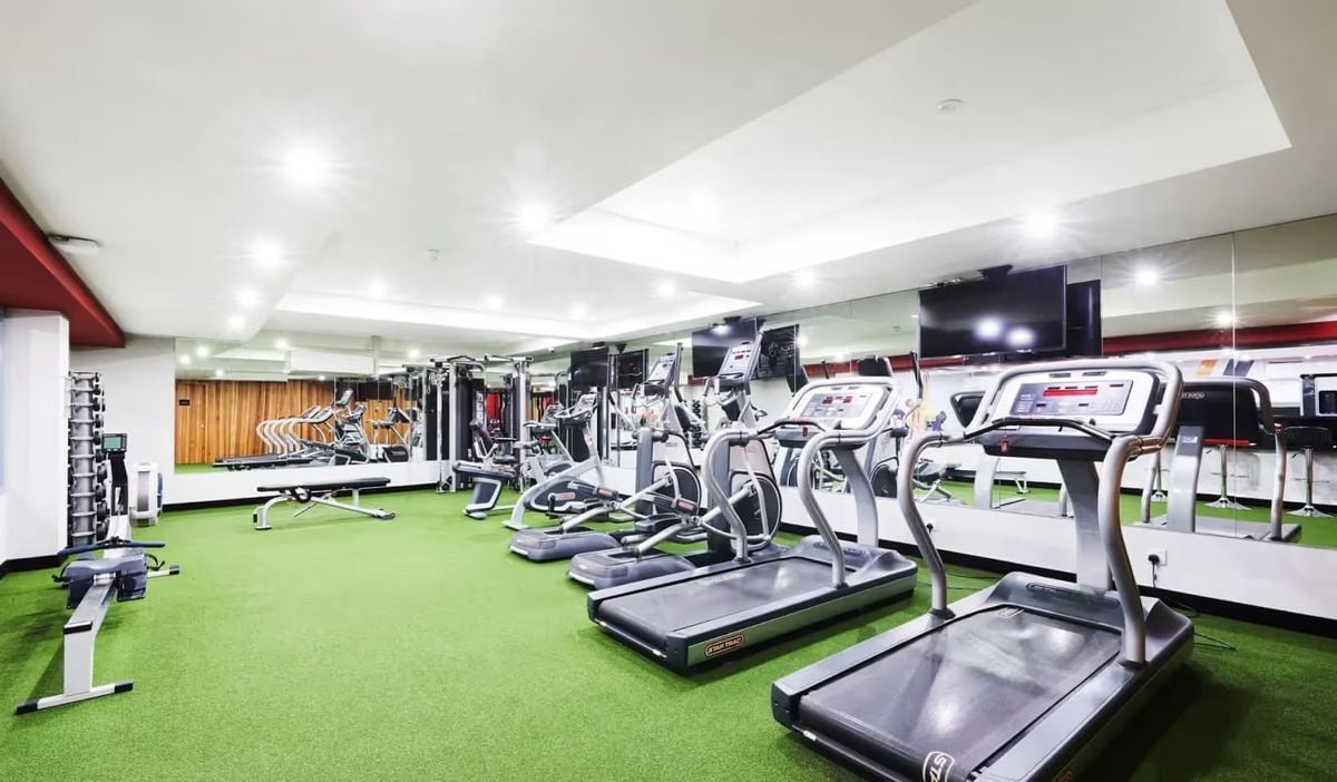 Hall - Pillar Box - 2