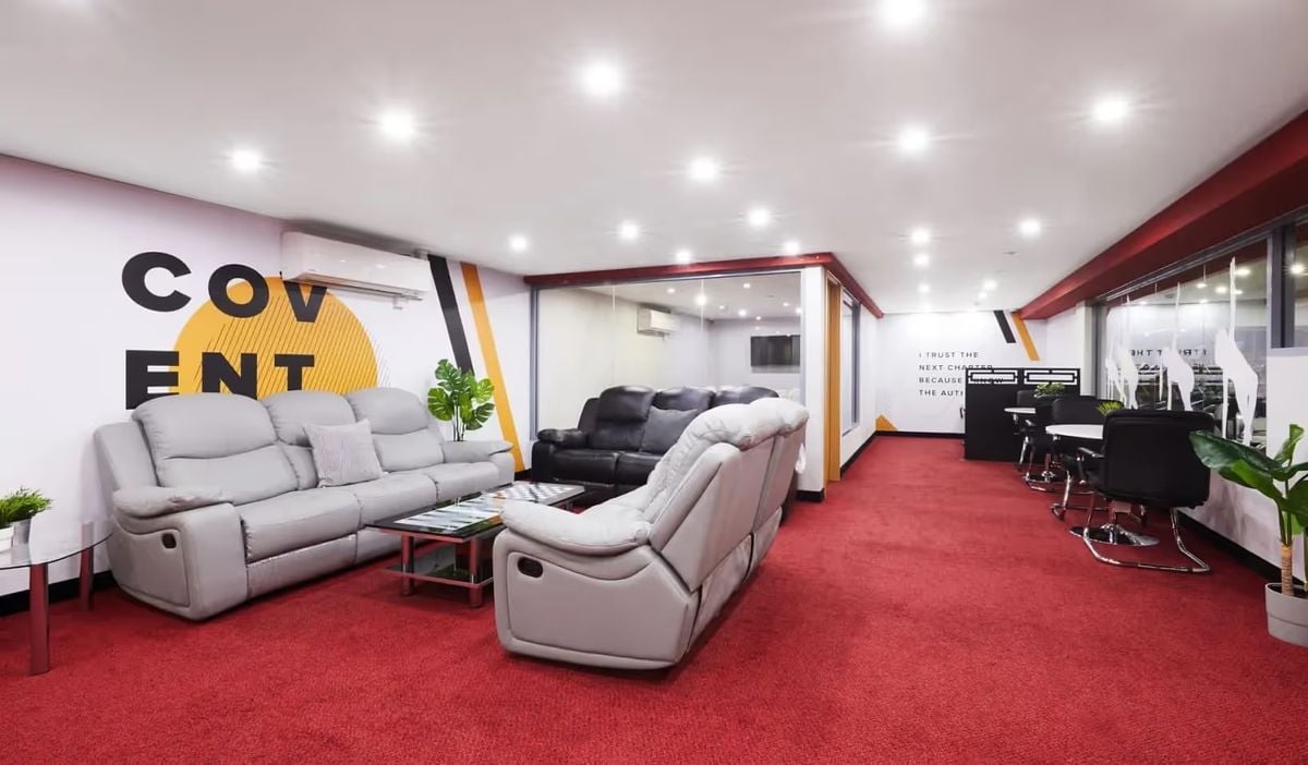 Hall - Pillar Box - 1