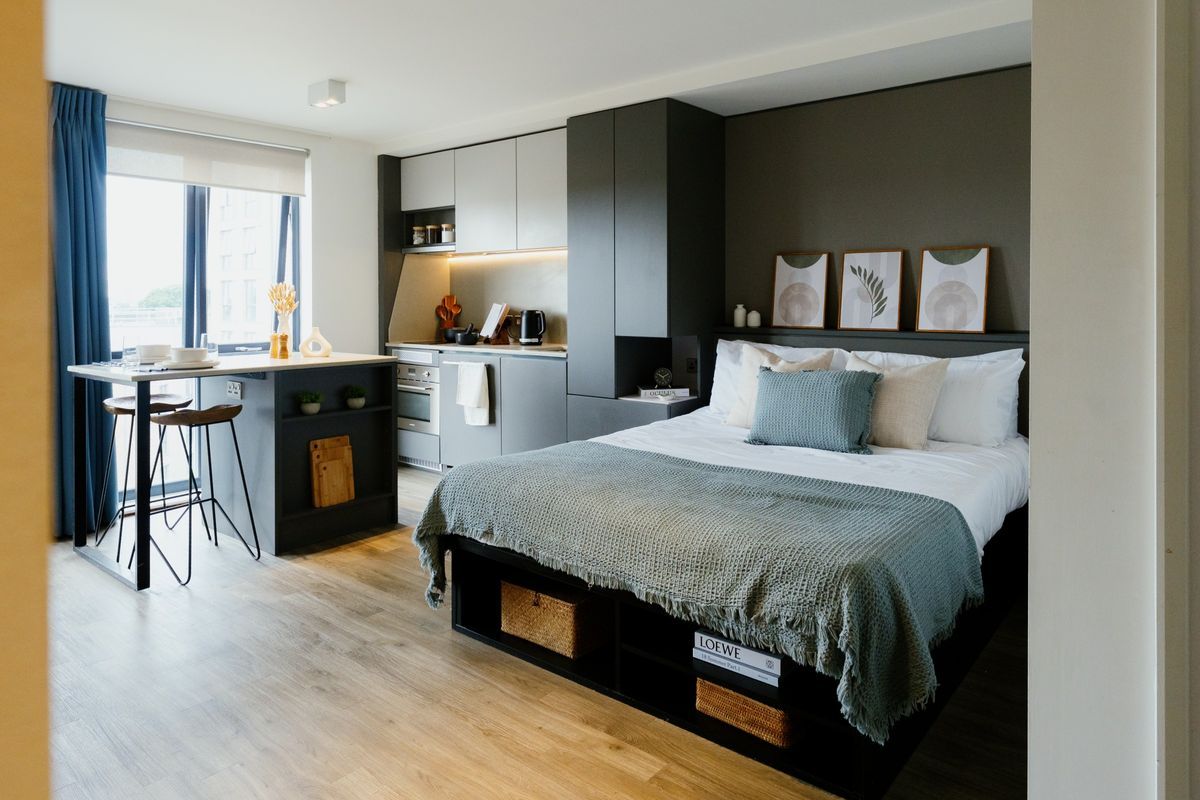 Hall - Portswood House - 7