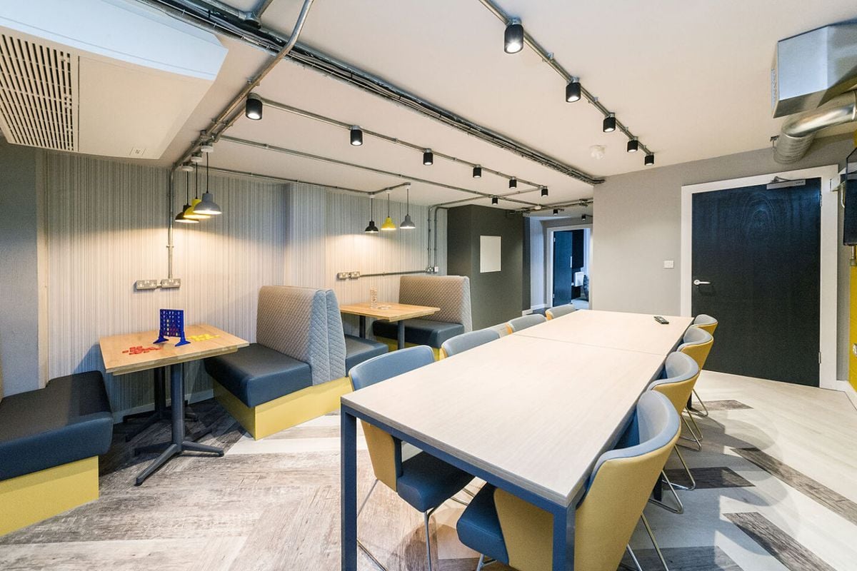 Hall - Quayside Court - 5