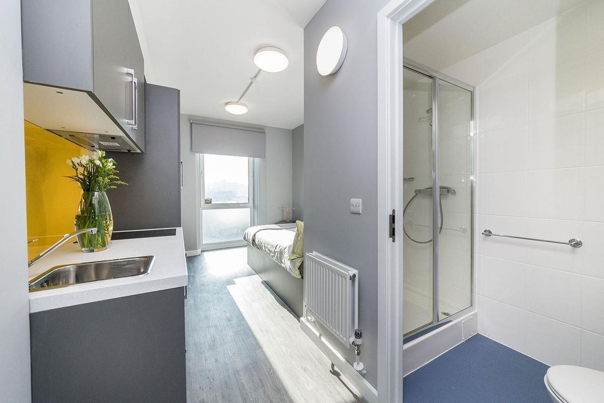 Hall - Quayside Court - 0