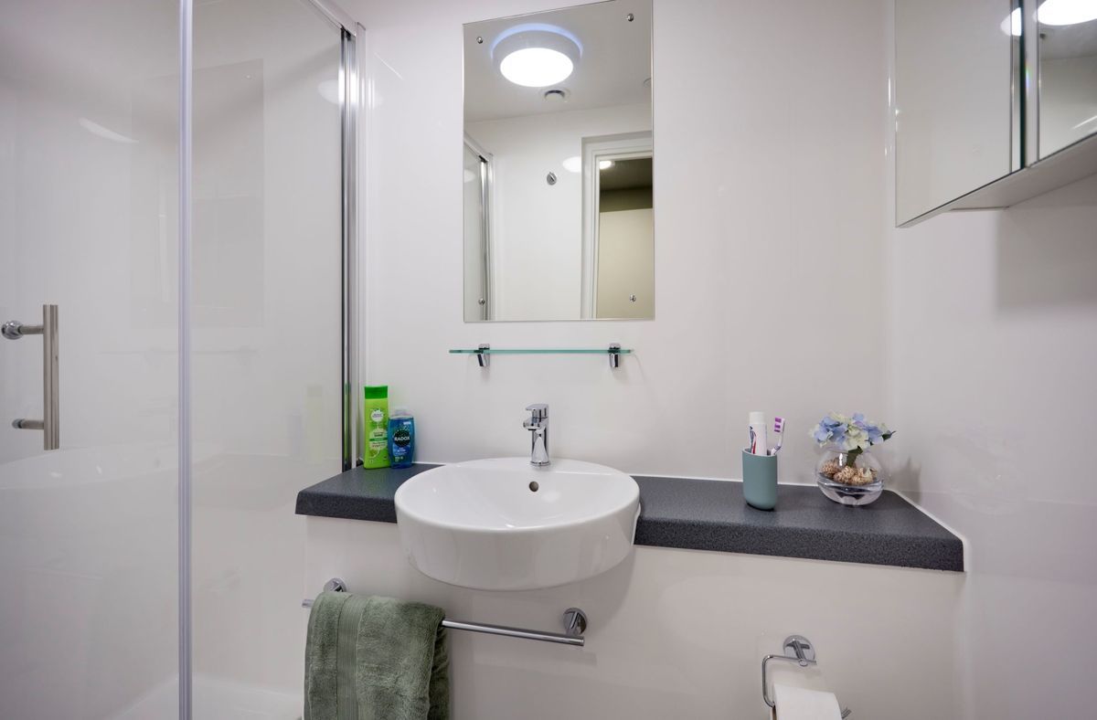 Hall - Regatta Place - 2