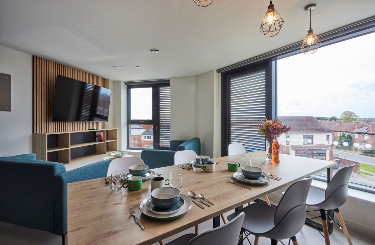 Hall - Regatta Place - 4