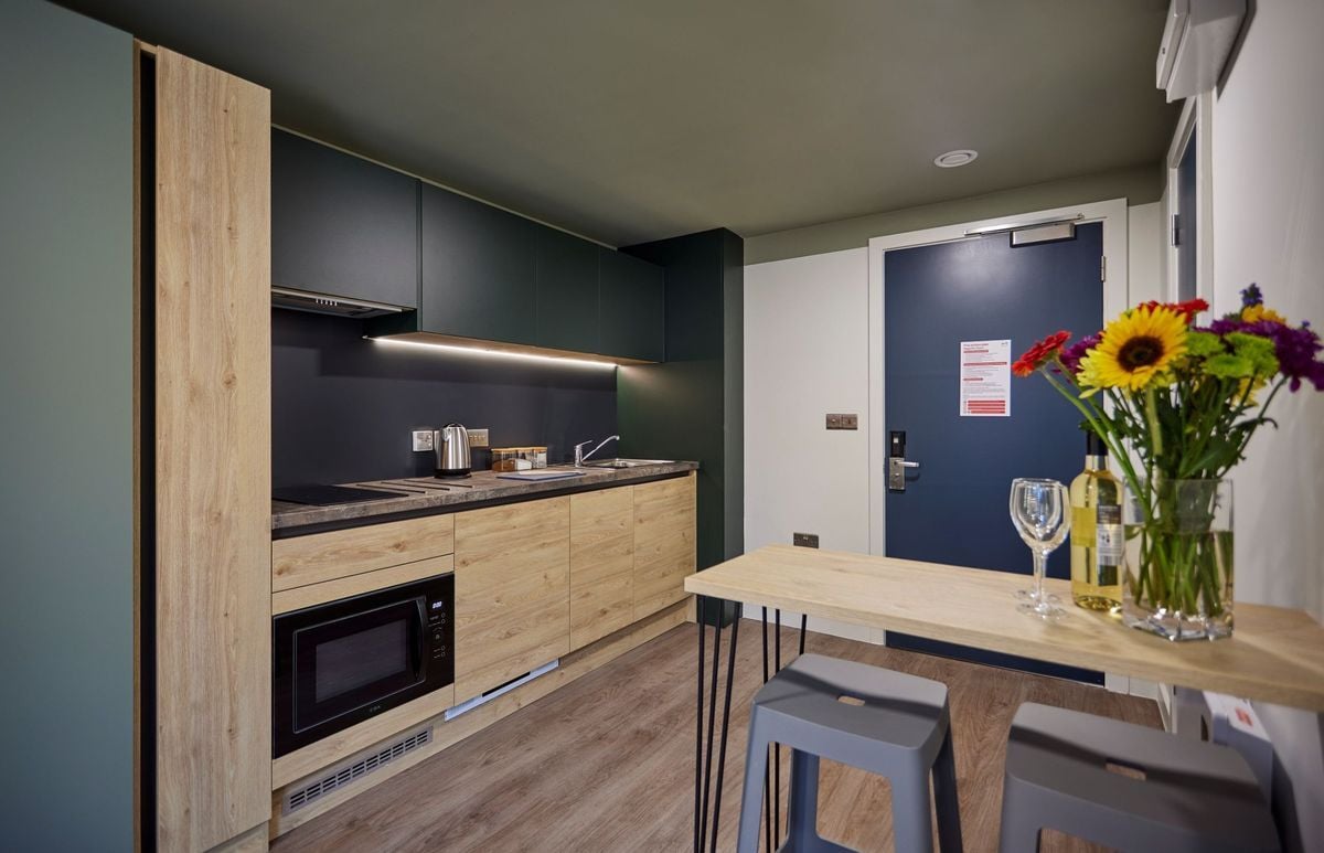 Hall - Regatta Place - 8