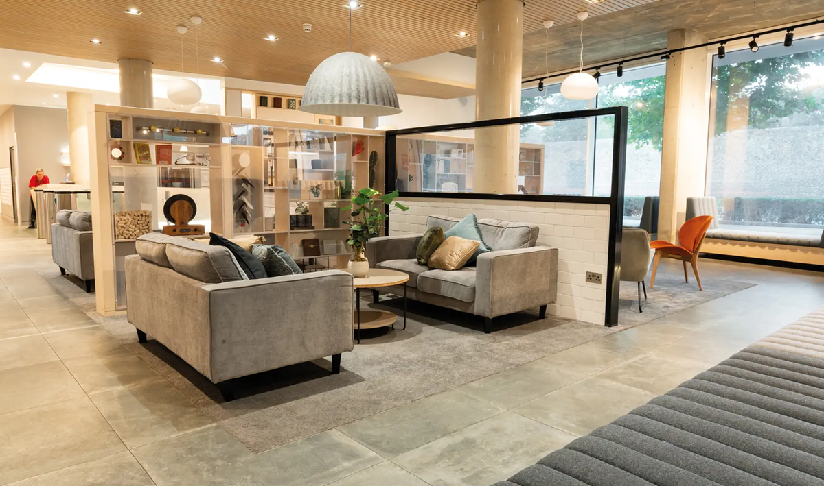 Hall - Rhodaus Court - 9