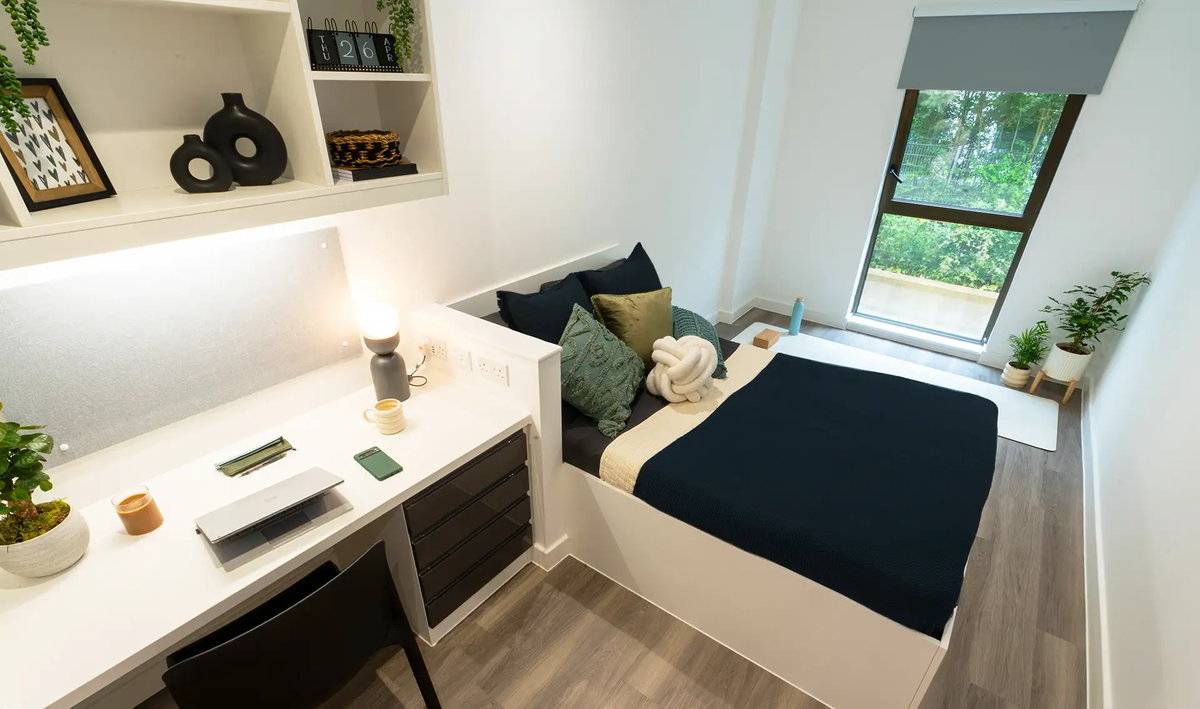 Hall - Rhodaus Court - 2