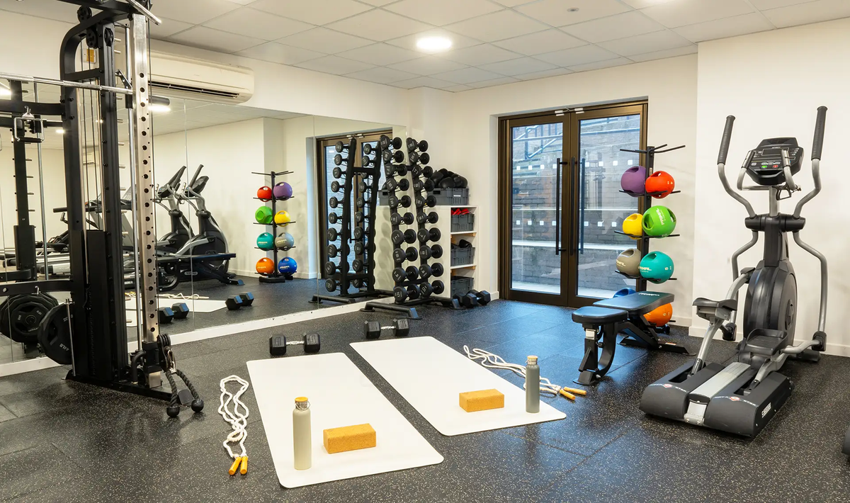 Hall - Rhodaus Court - 5