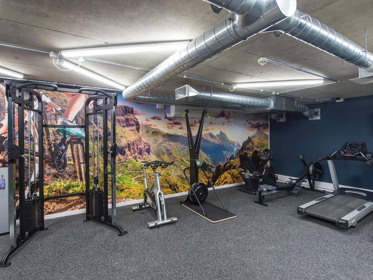 Hall Riverside Quay - 6