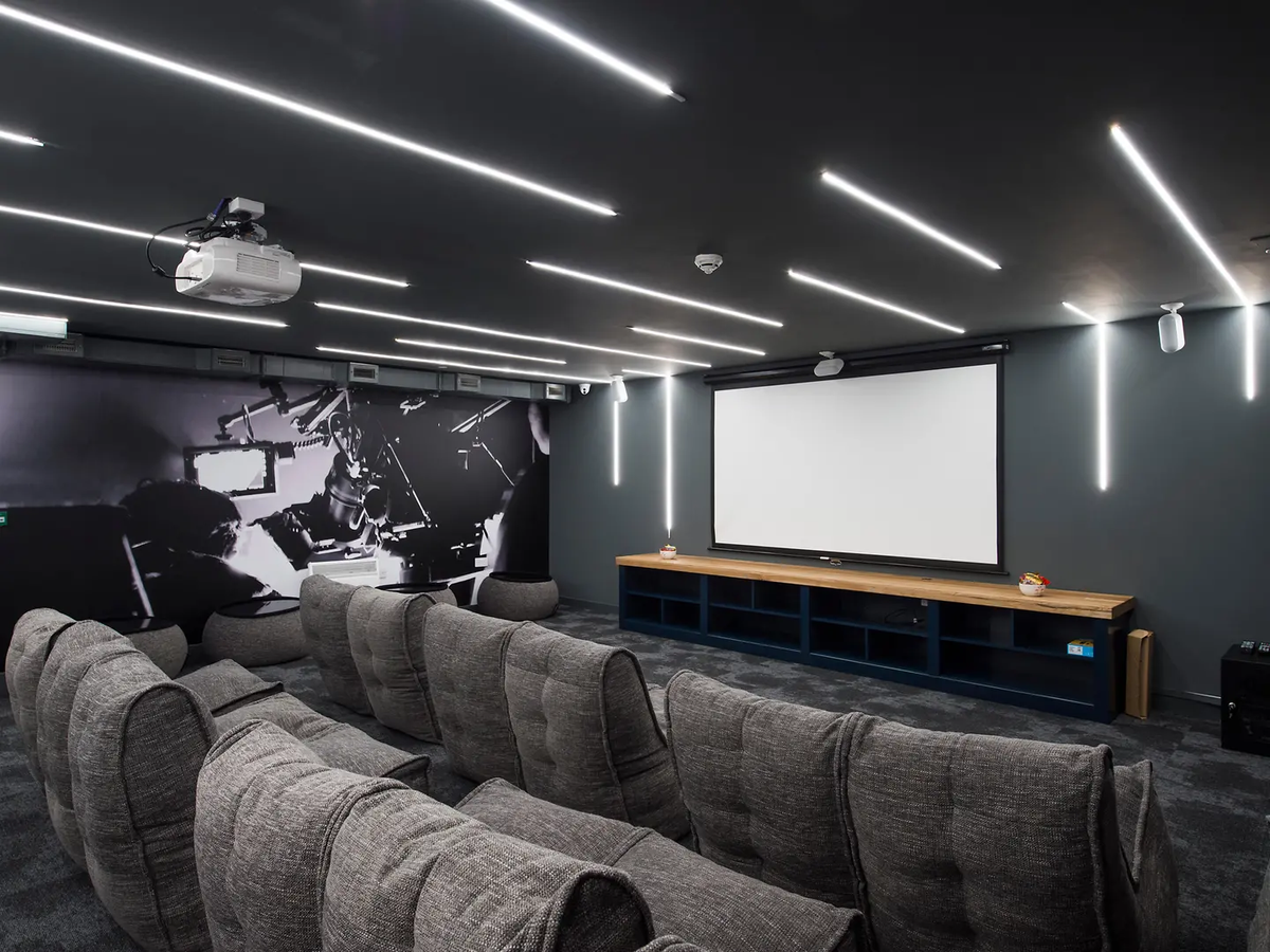 Hall Riverside Quay - 3