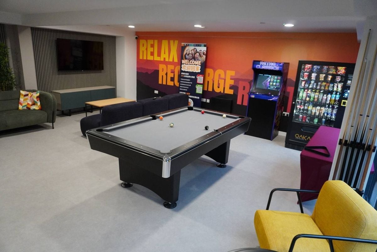 Hall - Sizer Court - 1