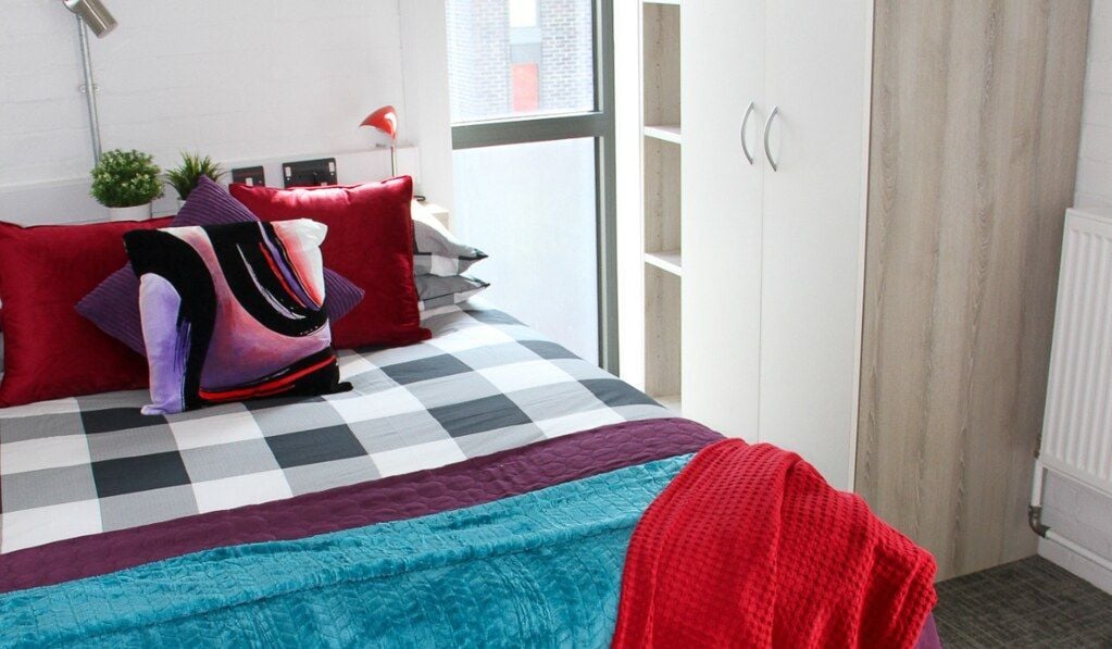 Hall - South Towers - 1