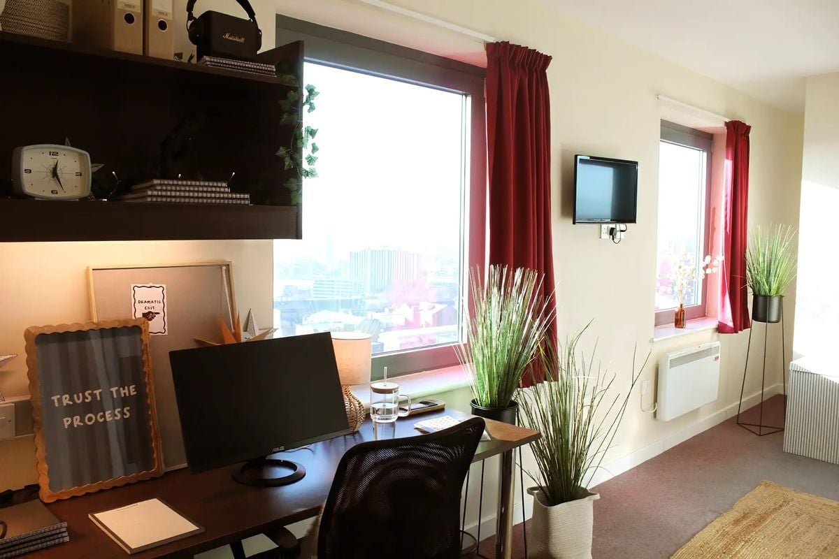 Hall - St Georges Tower - 5