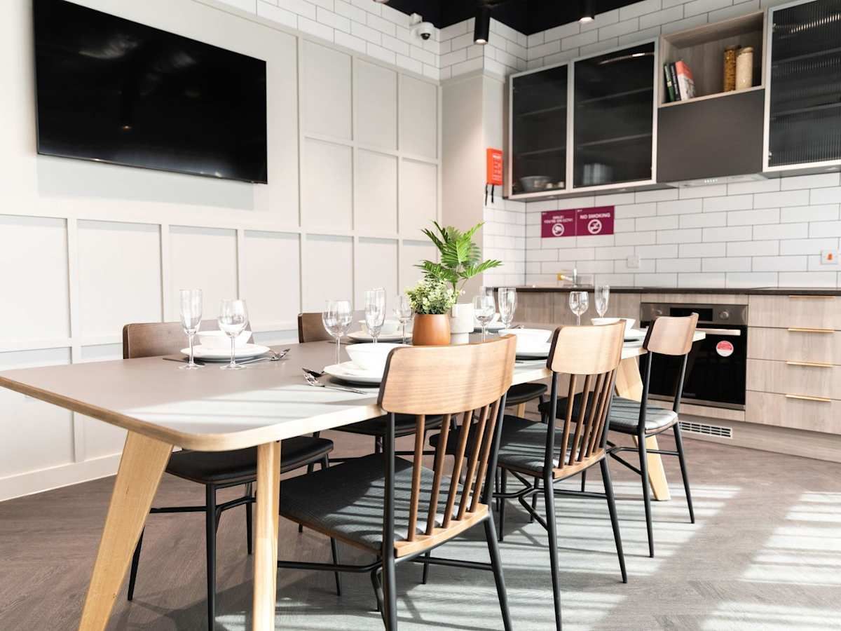 Hall - Stanley Studios - Portsmouth - 9