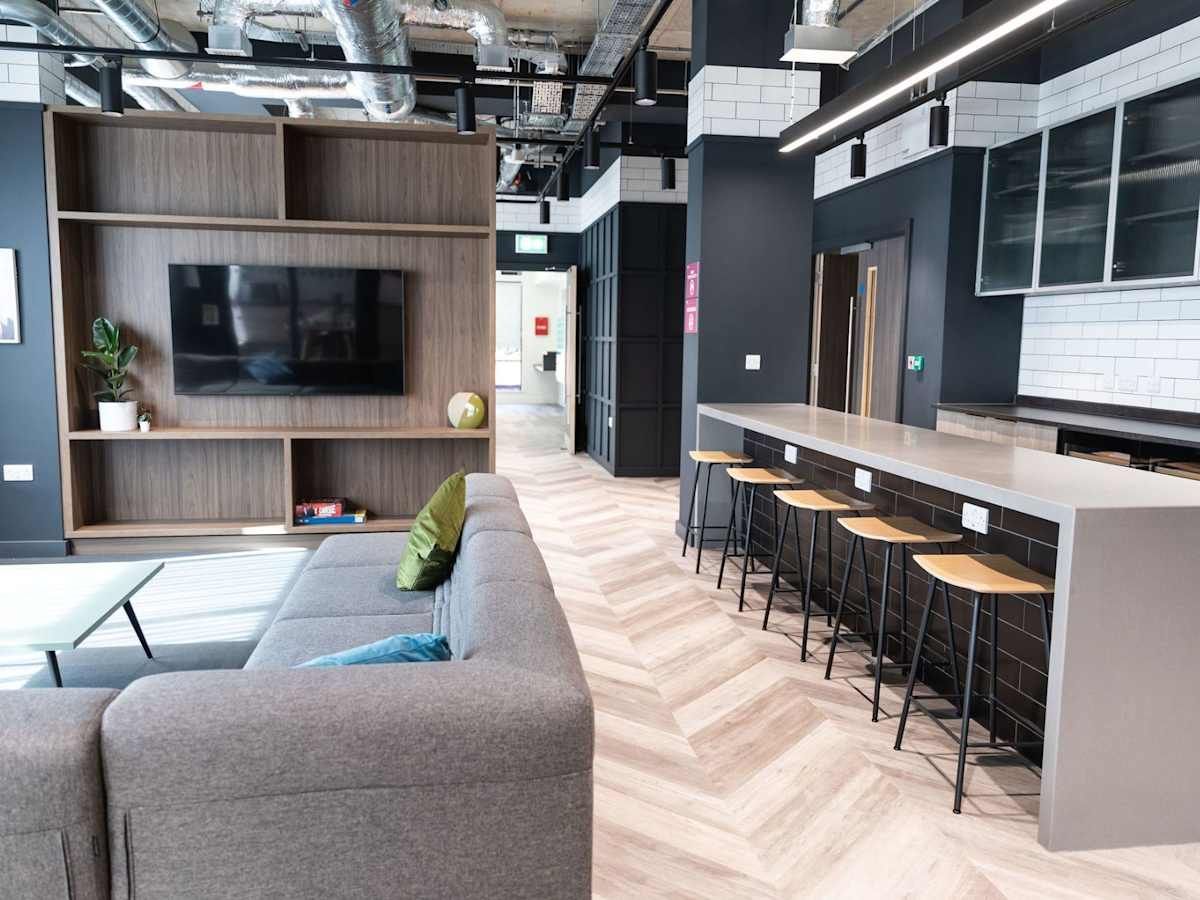 Hall - Stanley Studios - Portsmouth - 6