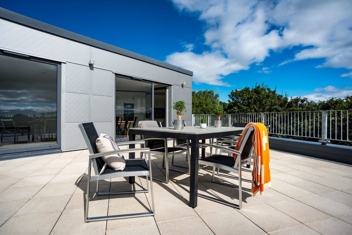 Hall Stepney Yard - 4