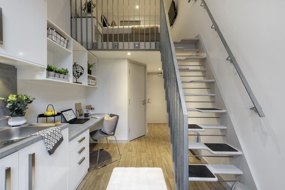 Hall Stepney Yard - 7